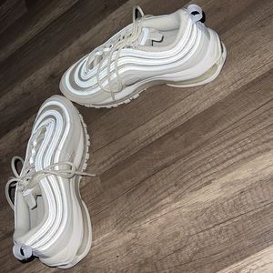 All white Men’s Nike air max size 8